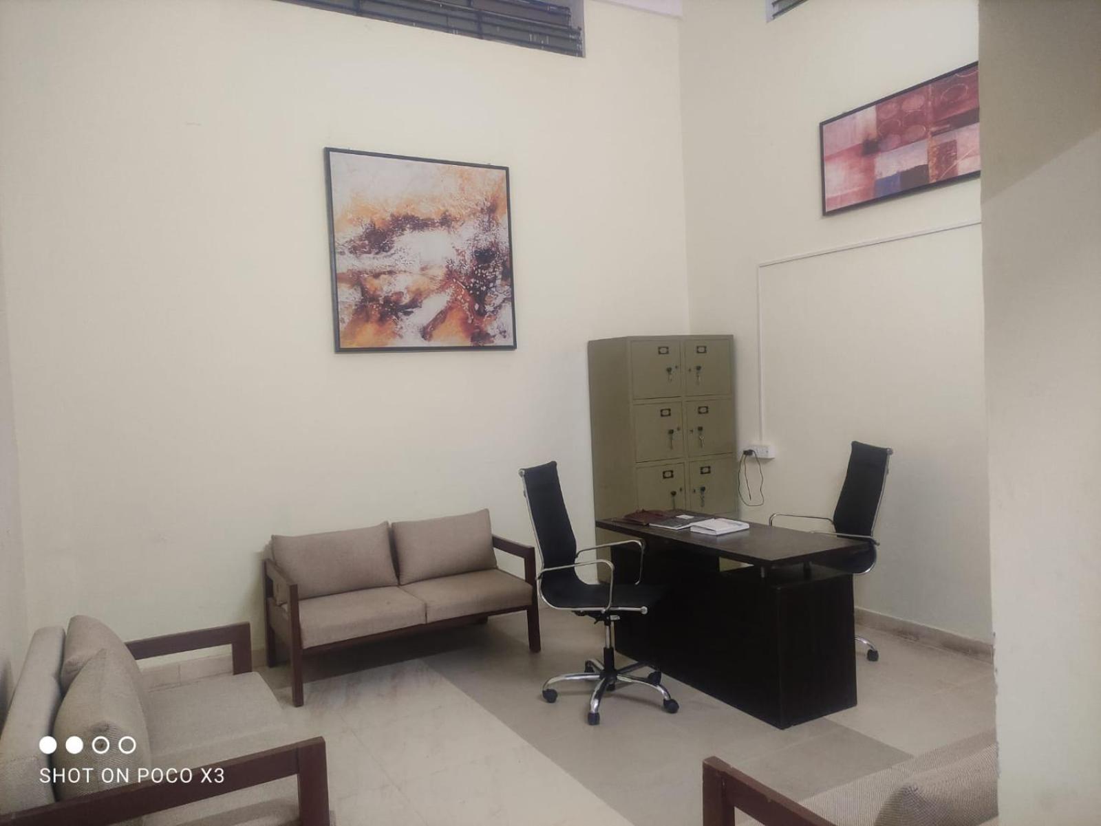 Abuzz Oxfordcaps Bannerghatta Bangalore Dış mekan fotoğraf